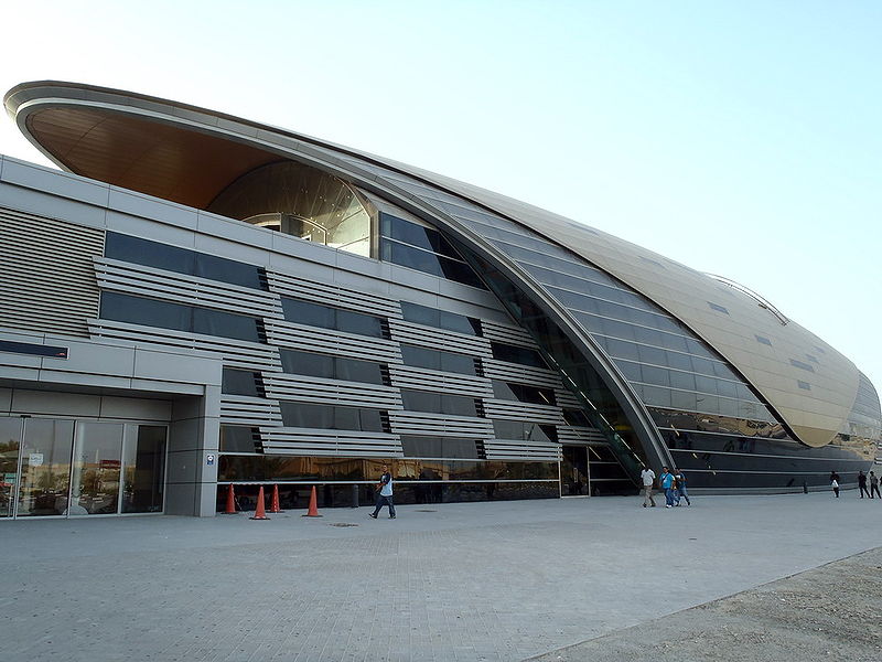 Файл:Dubai Metro Station Tatiana Kuzmina.jpg