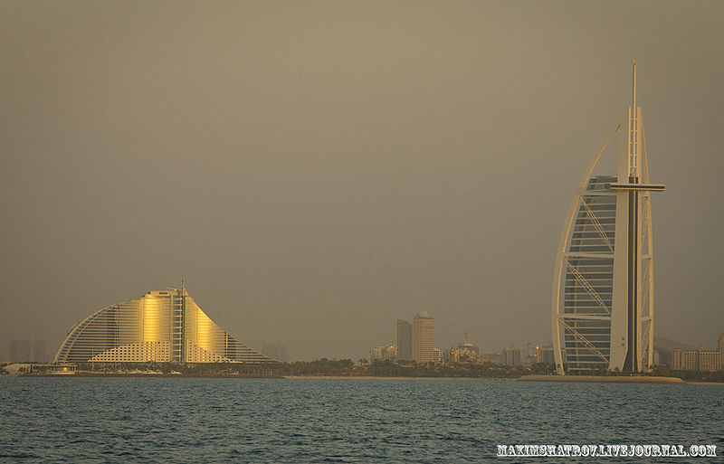 Файл:Burj Al Arab 4.jpg