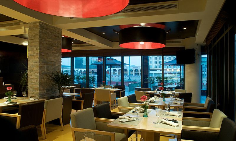 Файл:Dusit Princess City Centre Lobby.jpg