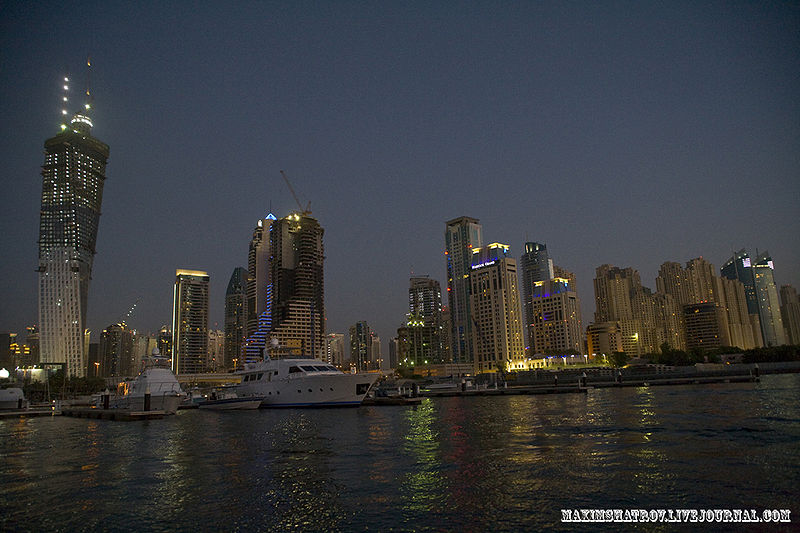 Файл:Jumeirah Beach Residence Shatrov 3.jpg